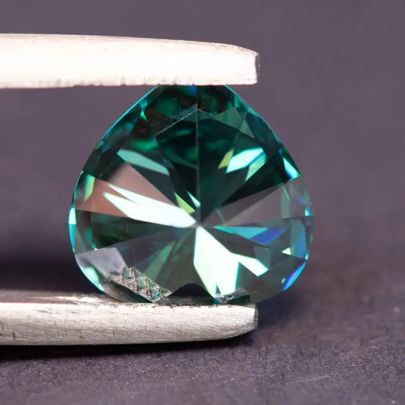 Emerald Green Heart Cut Moissanites